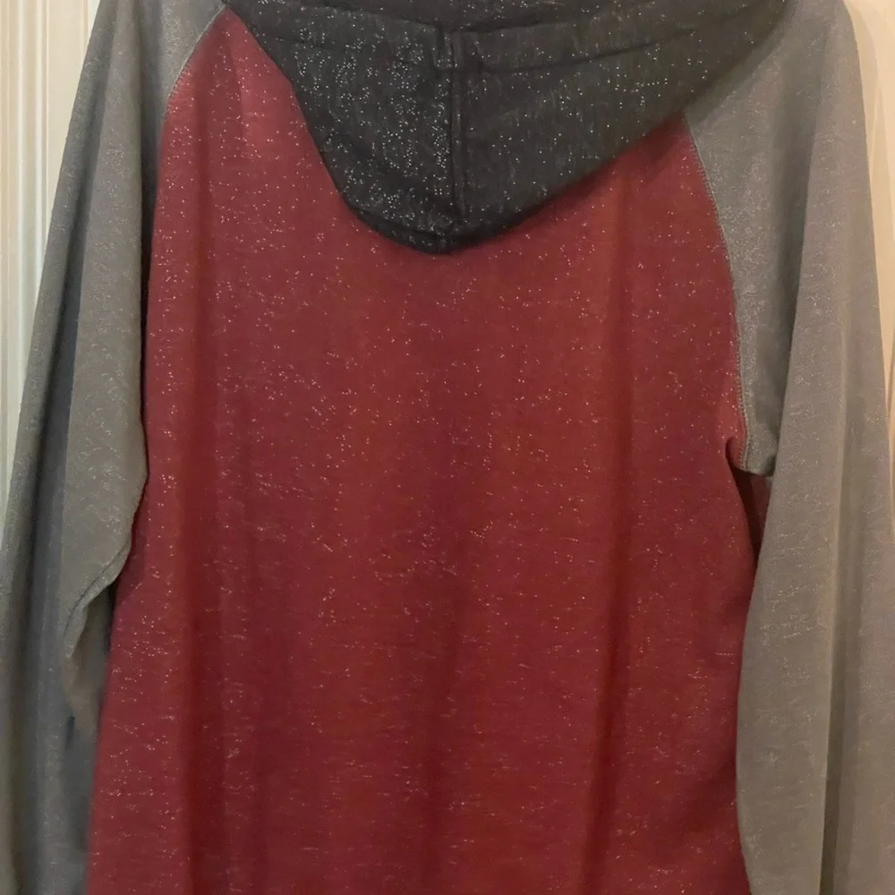 Ocean Current Black and Burgandy Sweatshirt - Picture 6 of 6